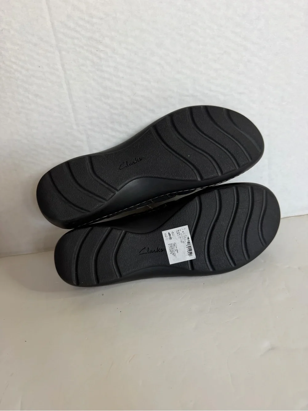 Clarks collections Cora River Black Leather Strappy Sandal
